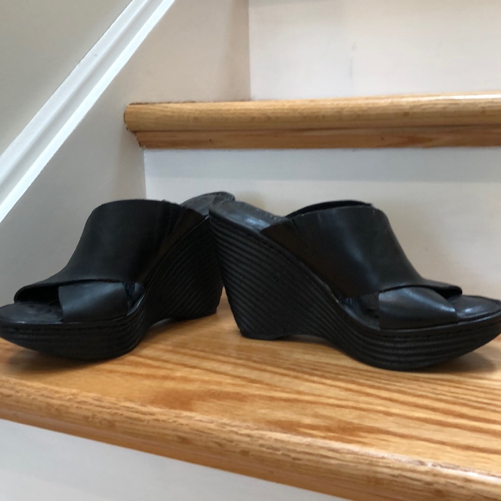 Born Black Sandals